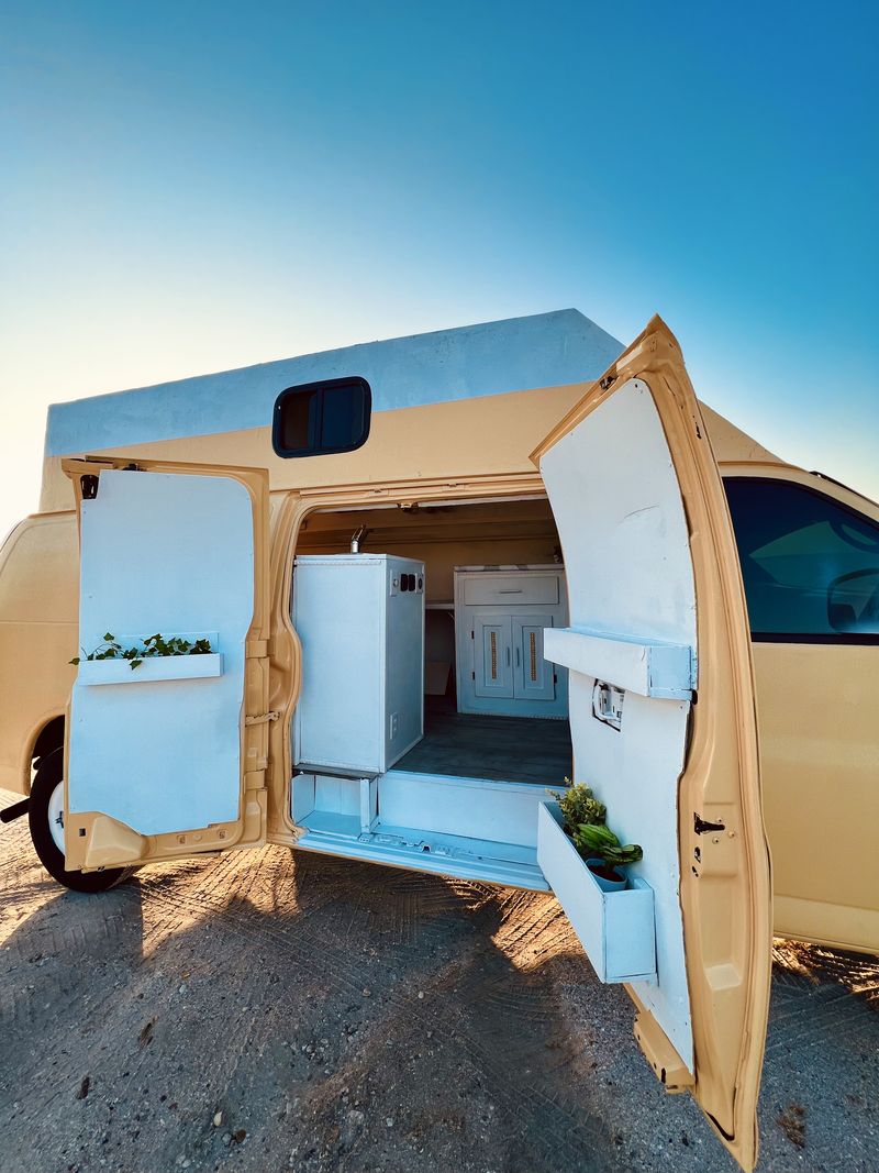 Picture 1/37 of a 🌻 🐝 High Top Boho Camper Van for sale in Saint Petersburg, Florida