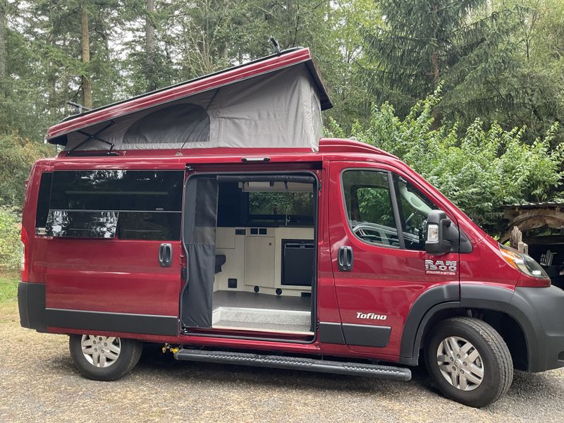 Picture 1/25 of a 2022 Pleasure-way Tofino for sale in Friday Harbor, Washington