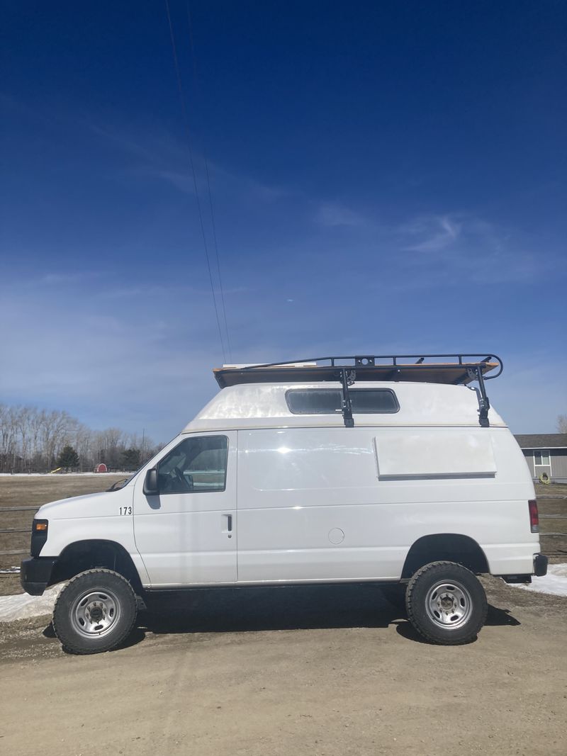 Picture 3/19 of a 2010 E350 4x4 for sale in Bozeman, Montana