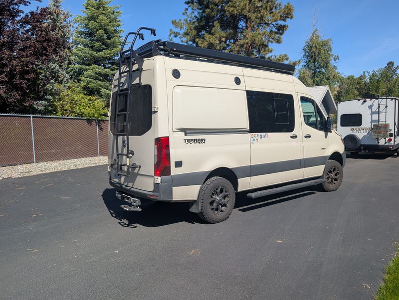 Picture 2/14 of a 023 Jayco Terrain 19Y, low mileage, like new for sale in Cashmere, Washington