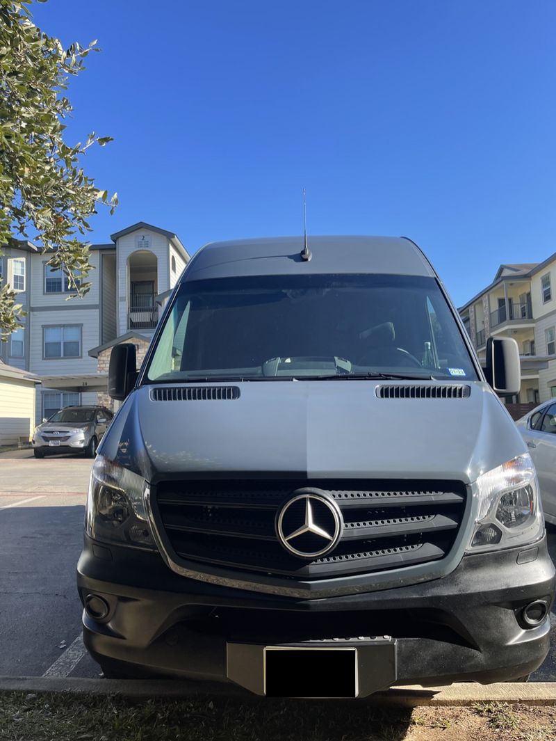 Picture 4/5 of a 2018 Mercedes Sprinter 2500 for sale in Waco, Texas