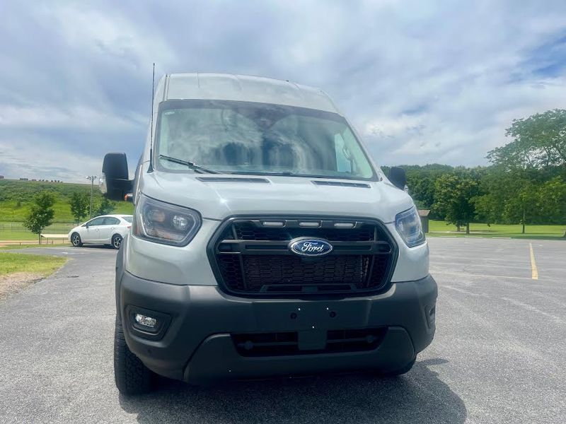 Picture 4/16 of a 2023 Ford Transit Trail 148 EXT 350 High Roof for sale in Fayetteville, Arkansas
