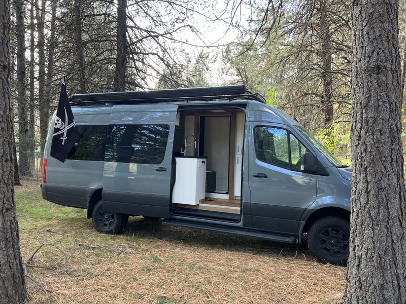 Picture 4/8 of a 2022 Beach House Sprinter Van for sale in Coeur d'Alene, Idaho