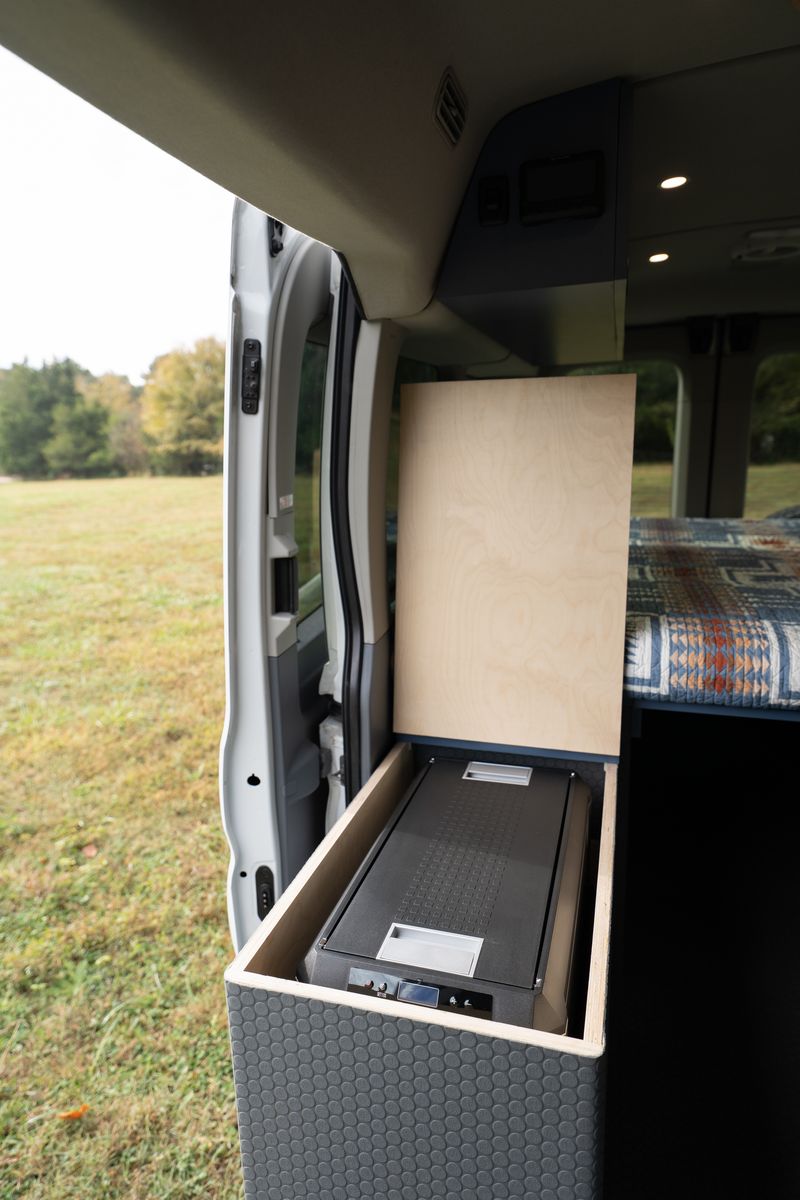 Picture 3/15 of a 2018 Ford Transit Passenger Van for sale in Atlanta, Georgia