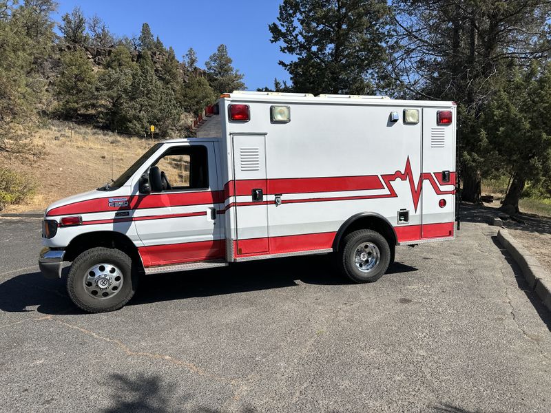 Picture 1/17 of a 2004 FORD MH EC3 (Oregon) for sale in Bend, Oregon