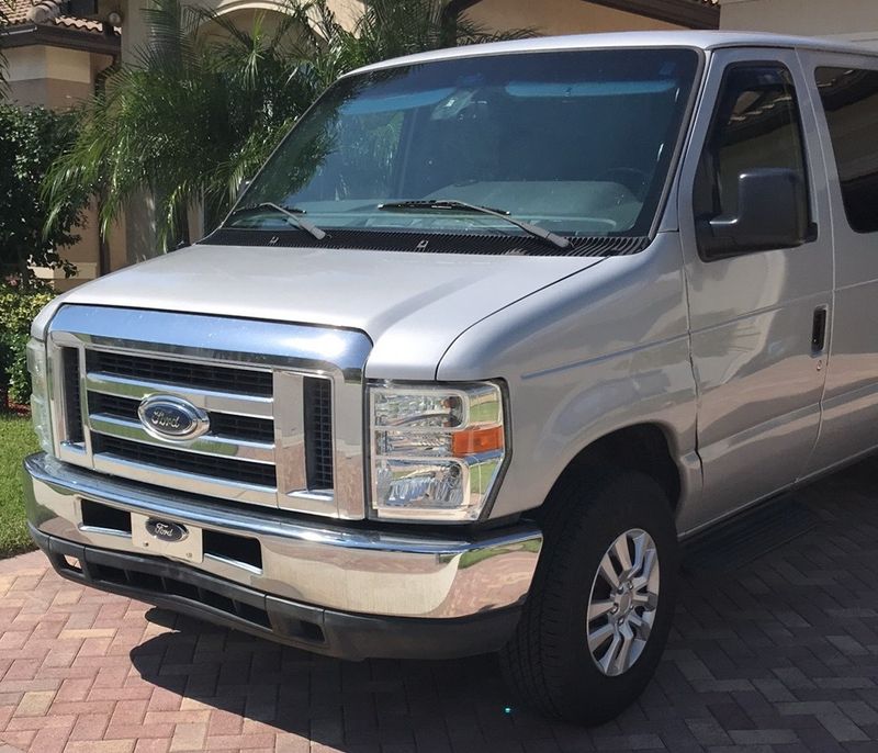 Picture 2/32 of a 2012 FORD E350 XLT SUPER DUTY (NEW MOTOR) VAN for sale in Charlotte, North Carolina