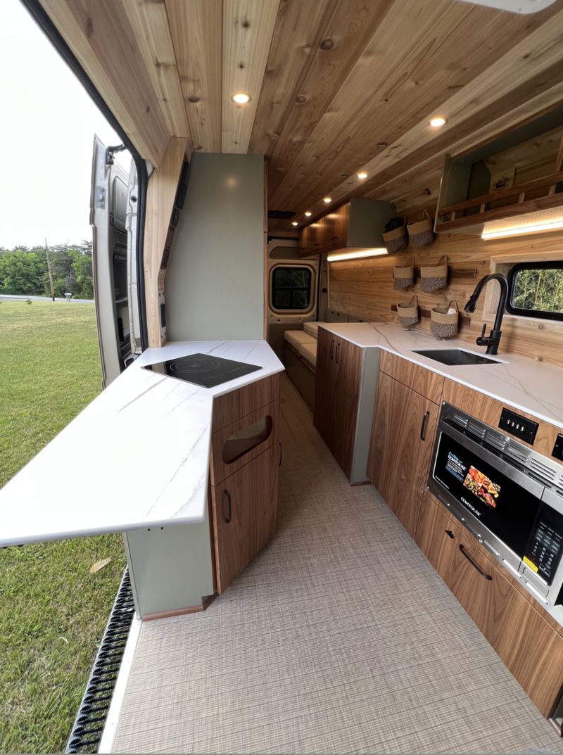 Picture 2/14 of a Bench-to-Bed Layout in New 2022 RAM Promaster 159” WB EXT HR for sale in Frederick, Maryland