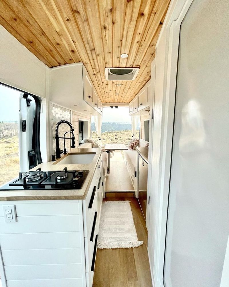 Picture 5/21 of a 2019 Ford Transit 350 Ecoboost for sale in Bend, Oregon