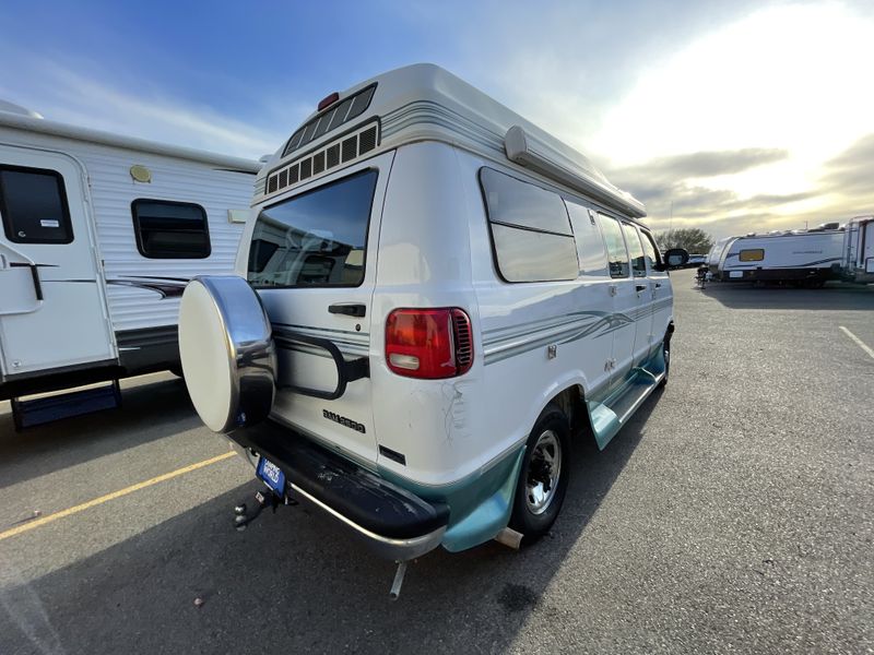 Picture 4/15 of a Custom Roadtrek for sale in Idaho Falls, Idaho