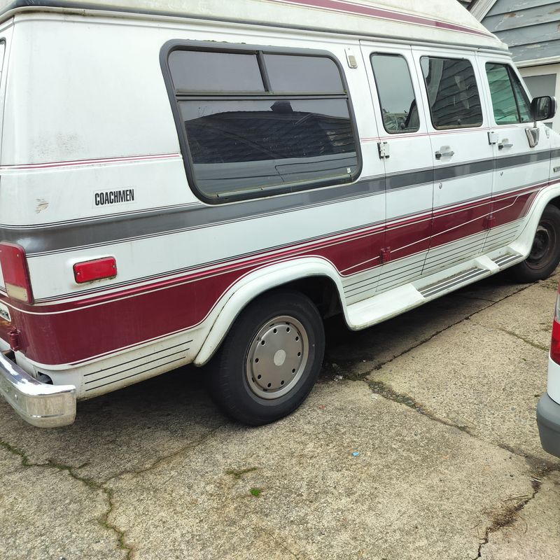 Picture 2/12 of a 1995 GMC hi-top stealth camper for sale in Eugene, Oregon