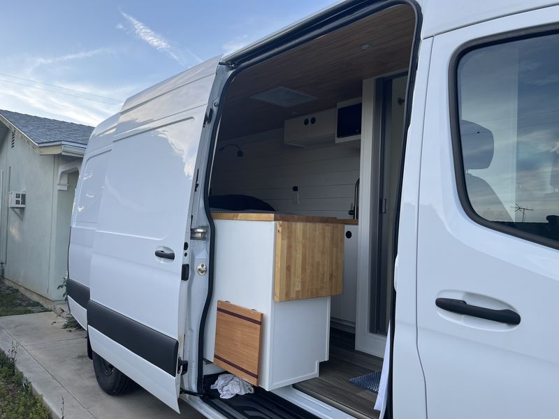 Picture 4/14 of a 2021 Mercedes Sprinter 2500 170 WB for sale in San Diego, California