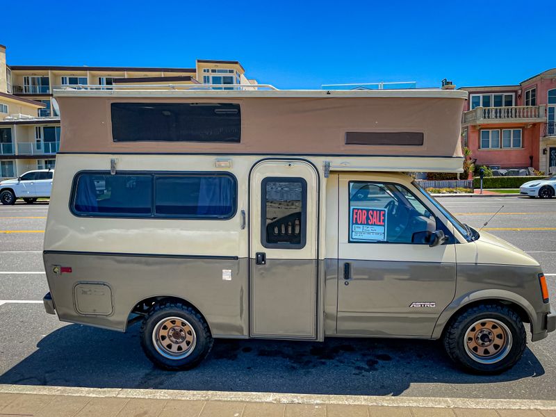Picture 4/19 of a 1989 Tiger Pro Van GT for sale in Redondo Beach, California