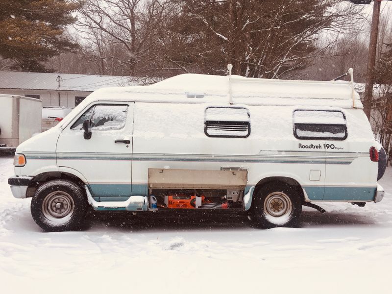 Picture 1/19 of a 1996 Dodge Roadtrek - Popular 190 for sale in Midland, Michigan