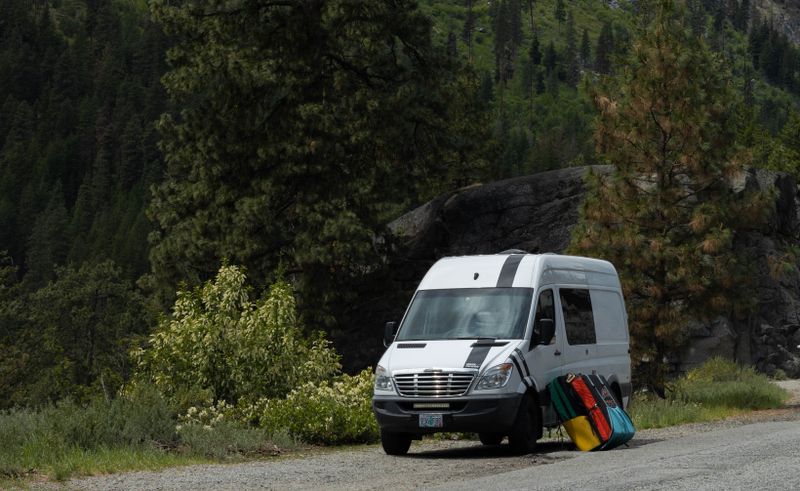 Picture 1/19 of a 2011 Sprinter 144 Seat4 Sleep 4 for sale in Hood River, Oregon