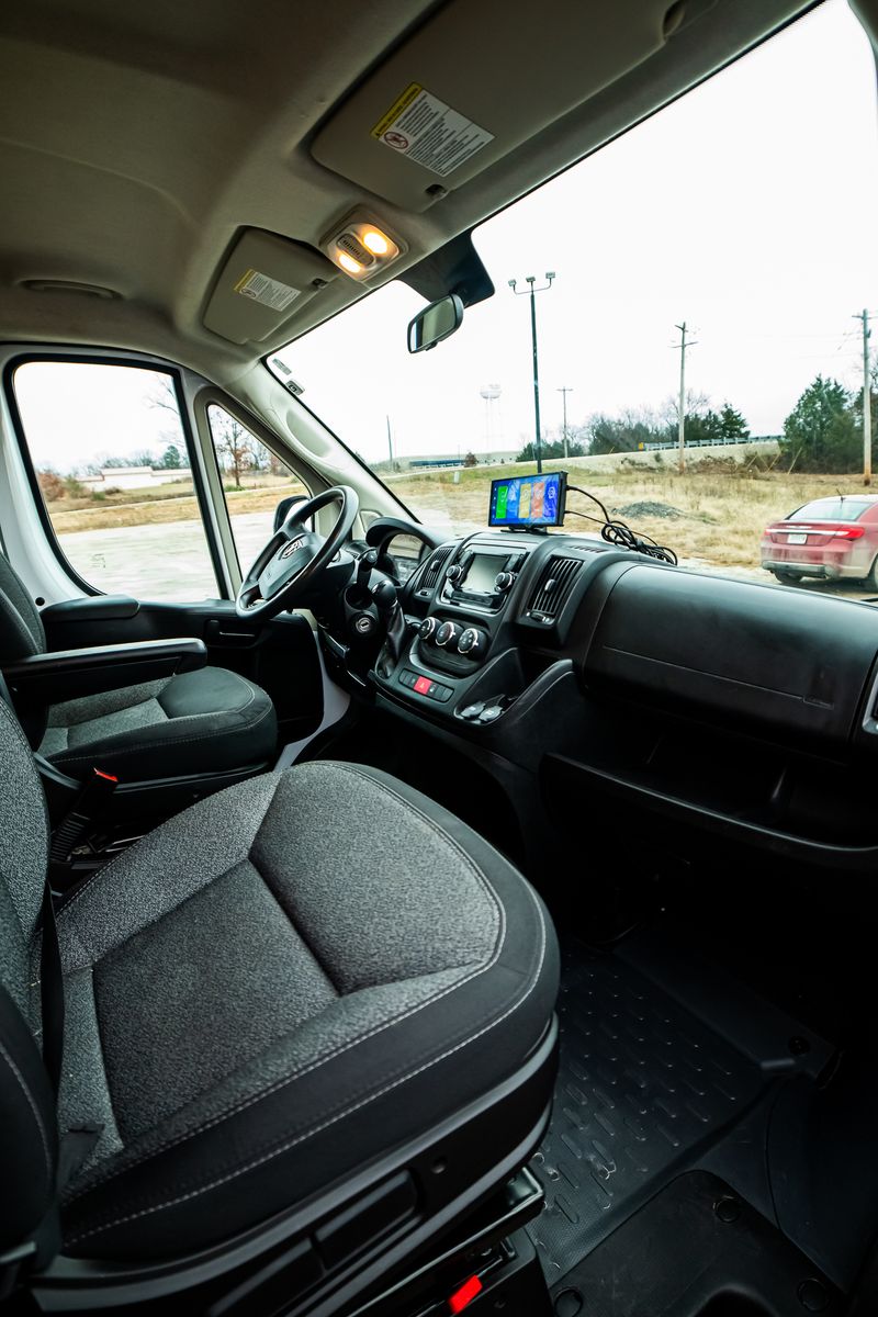 Picture 4/17 of a 2020 Ram Promaster 3500 OBO for sale in Sullivan, Missouri