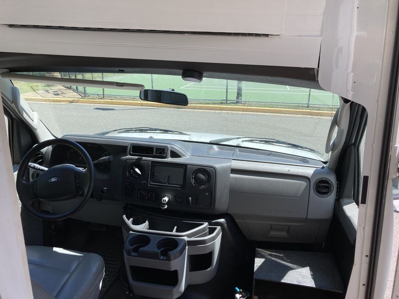 Picture 3/20 of a 2014 Ford E350 Super Duty Double High Top for sale in Alexandria, Virginia
