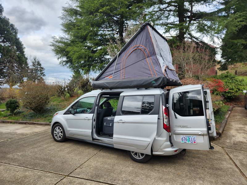 Picture 3/15 of a Custom 2019 Ford Tansit Connect Campervan for sale in Portland, Oregon
