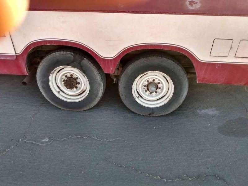 Picture 3/10 of a 1985 DODGE WIDE ONE Factory 23' CLASS B CAMPER VAN for sale in Sylmar, California