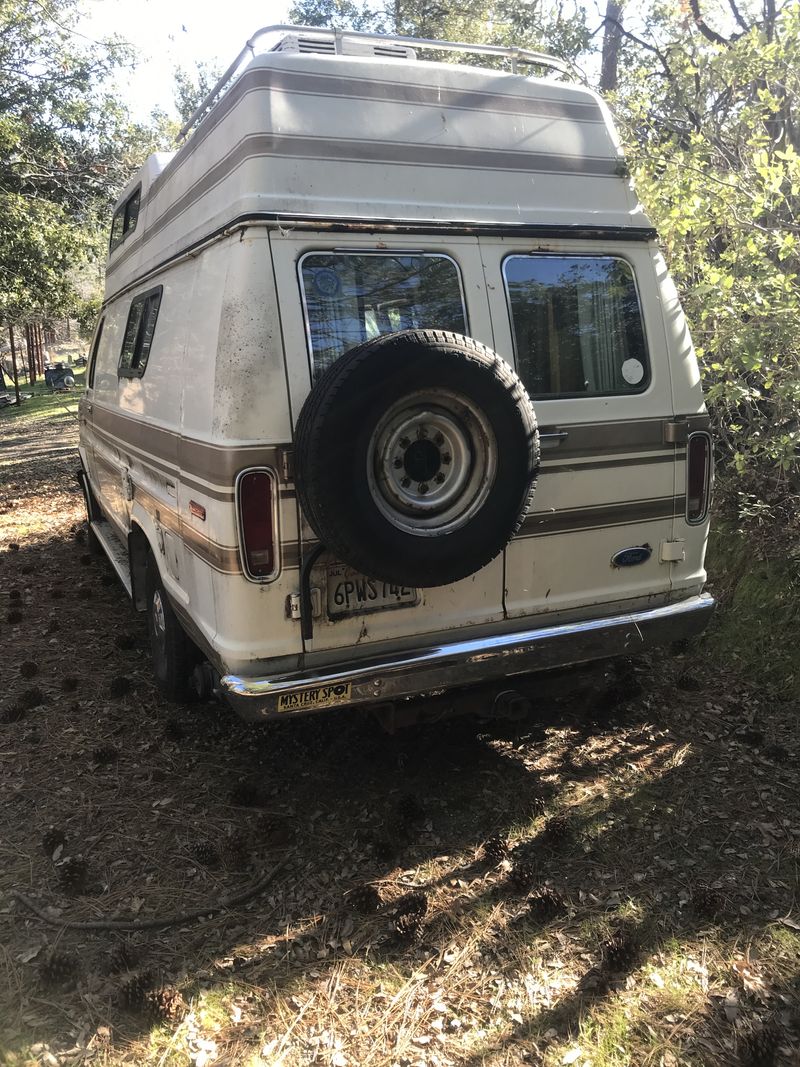 Picture 1/4 of a 1988 Ford Fiesta Econoline E-250 for sale in Mariposa, California