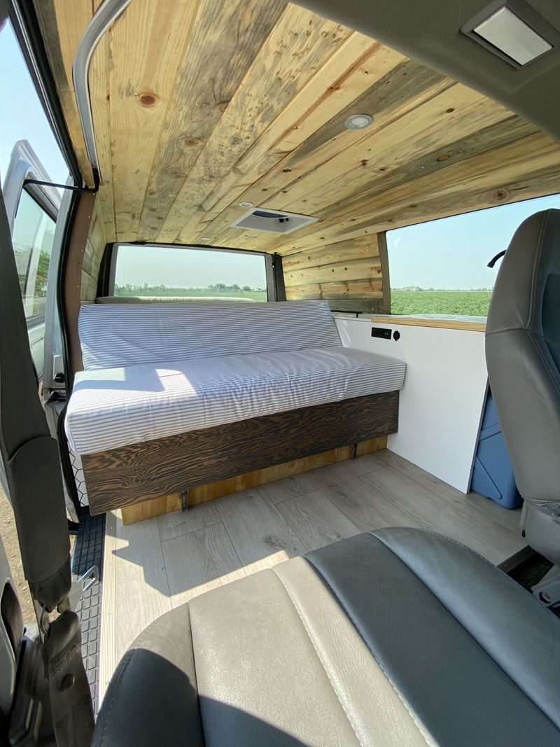 Picture 3/19 of a Clean and stylish Safari camper van  for sale in Davis, California