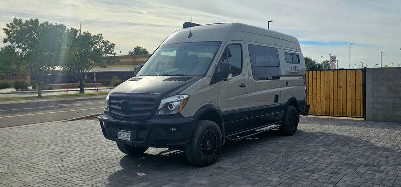 Picture 5/25 of a 2017 Freightliner Sprinter 2500 Base Camper Van for sale in Gilbert, Arizona