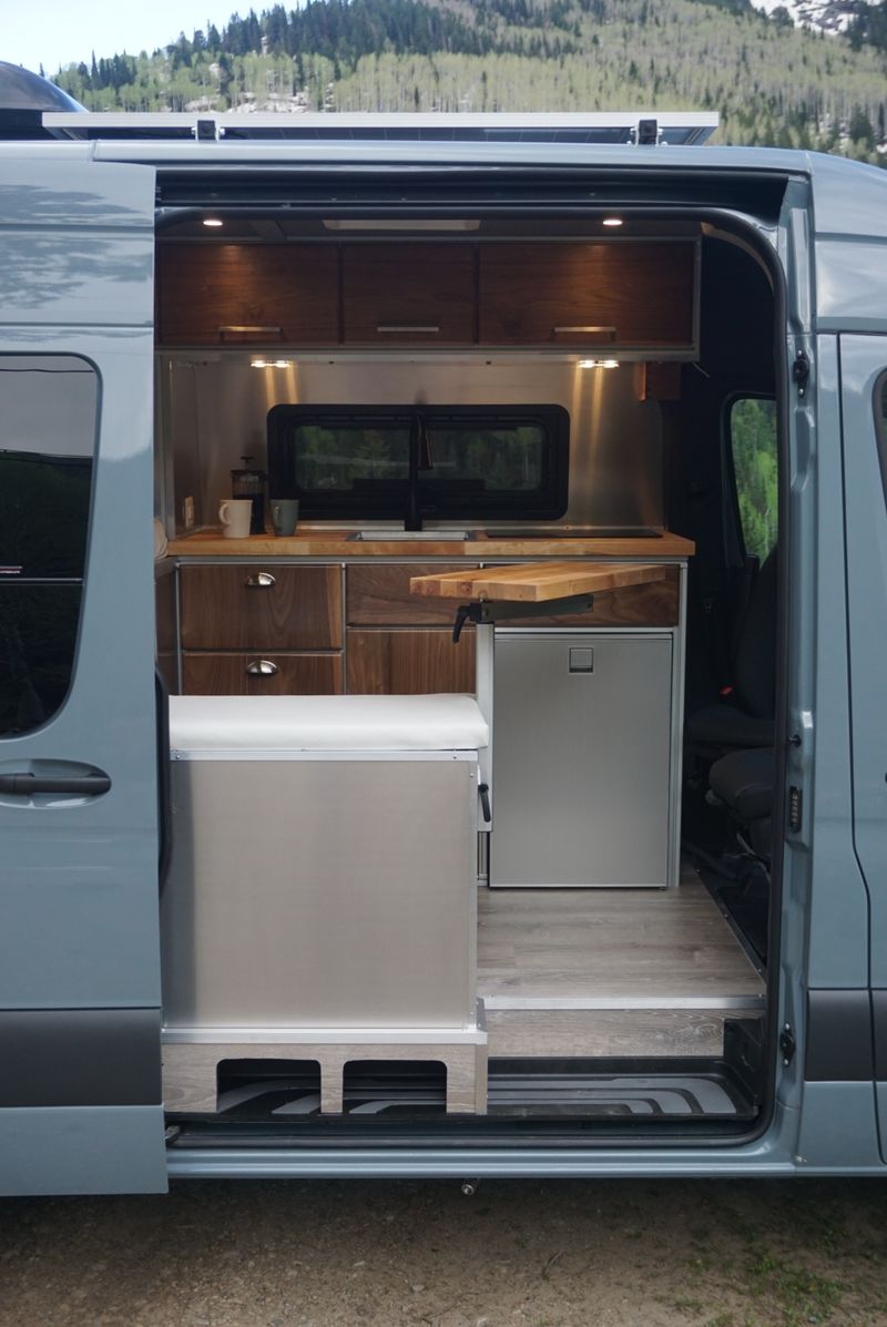 Picture 2/32 of a New van, new build! Sprinter 4x4!  Financing OAC   for sale in Salt Lake City, Utah