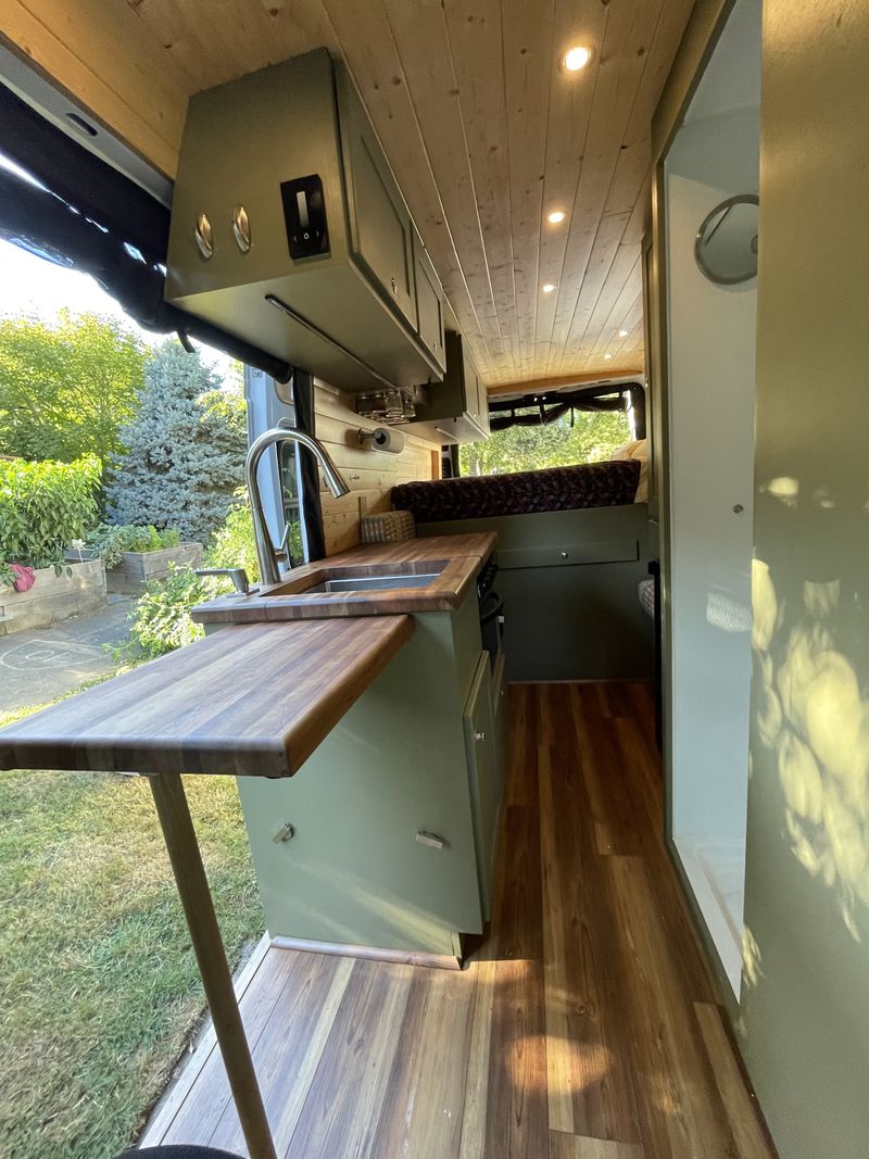 Picture 4/12 of a 2017 Promaster Off-grid and Low Miles for sale in Portland, Oregon