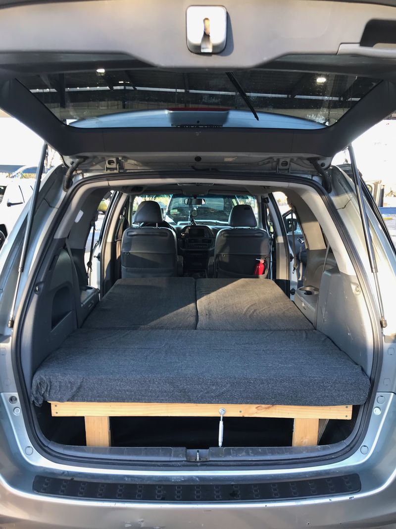 Picture 2/15 of a 2007 Honda Odyssey  for sale in Austin, Texas