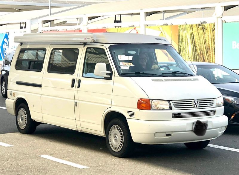 Picture 1/6 of a 1999 VW Eurovan w/Winnebago Popup Camper kit for sale in Wailuku, Hawaii