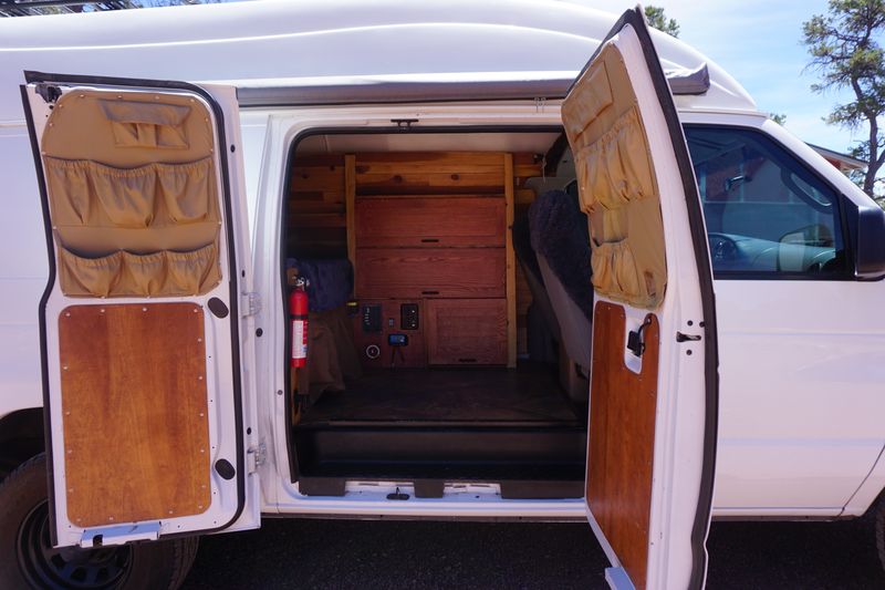 Picture 5/25 of a 2008 Ford E350 Extended Van  for sale in Peoria, Arizona