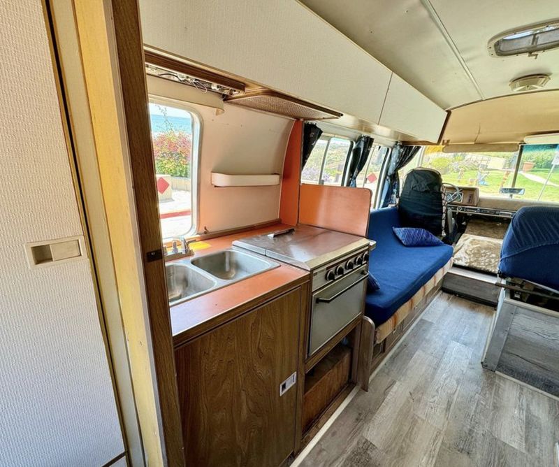 Picture 5/12 of a 1975 Airstream Argosy 20' for sale in Carlsbad, California