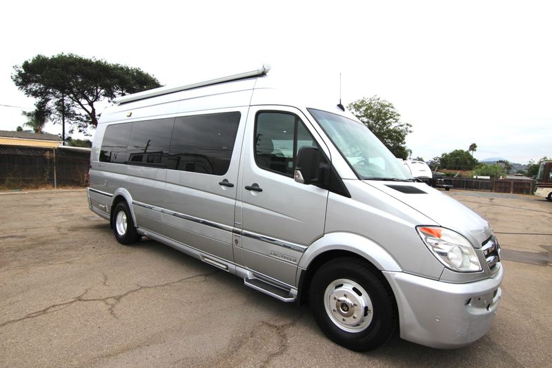 Picture 1/29 of a 2013 Airstream EXT Lounge, Mercedes Diesel, Gen, Solar for sale in El Cajon, California