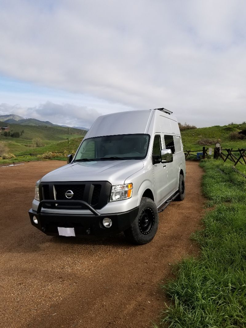 Camper Van For Sale: 2018 Nissan NV2500 4x4 Camper Van 5.6L V8