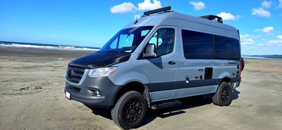 Photo of a Camper Van for sale: 2022 Thor Tranquility 19L 4x4