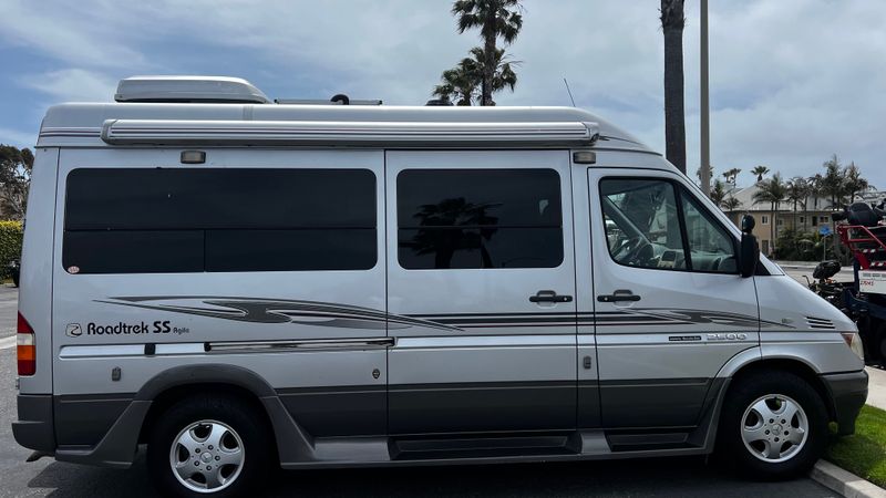 Picture 2/31 of a 2006 Sprinter Roadtrek ss agile for sale in Sunset Beach, California