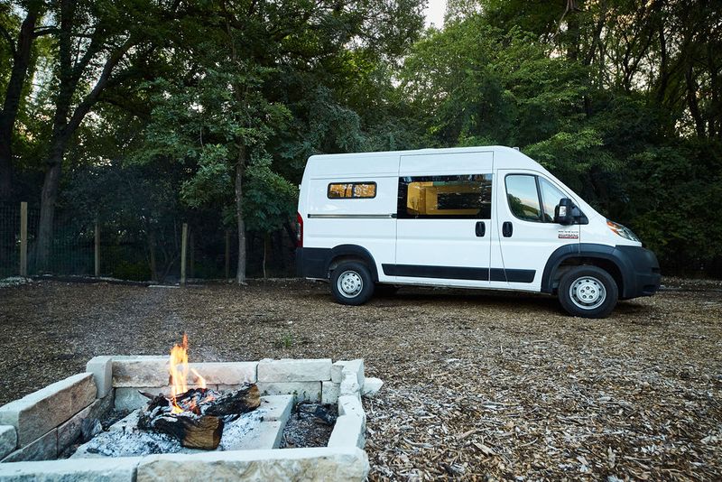 Picture 5/39 of a "Gypsy Blue" 2019 Dodge Ram Promaster 2500 Adventure Van for sale in Austin, Texas