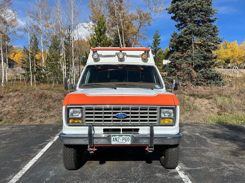 Picture 4/13 of a Ford Econoline Ambulance Van for sale in Silverthorne, Colorado