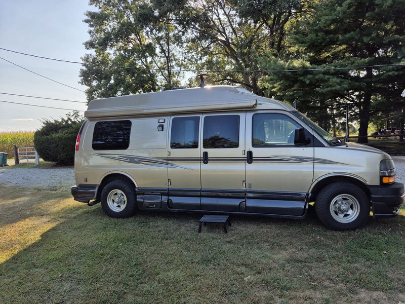 Picture 2/22 of a Roadtrek 190 Popular 2008 for sale in Columbus, Ohio