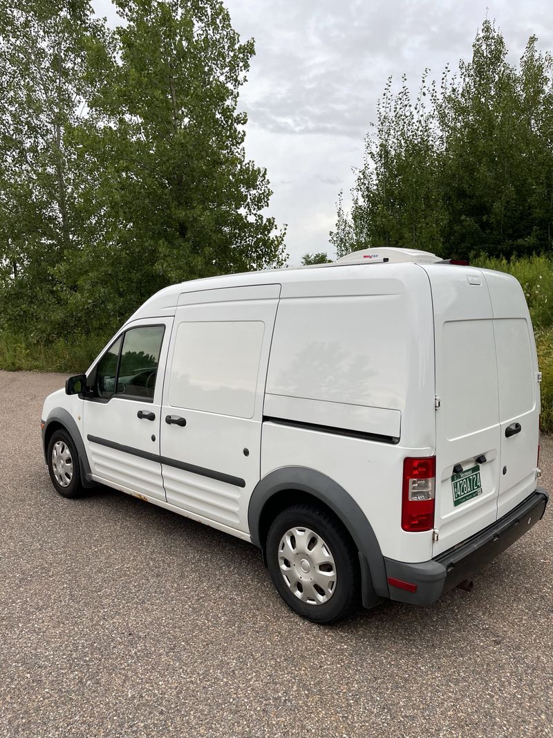 Picture 3/16 of a 2013 Ford Transit Connect for sale in South Burlington, Vermont