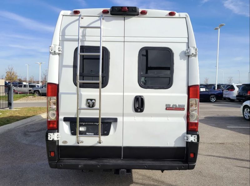 Picture 4/43 of a 2019 Ram ProMaster High Roof Campervan for sale in Kansas City, Kansas