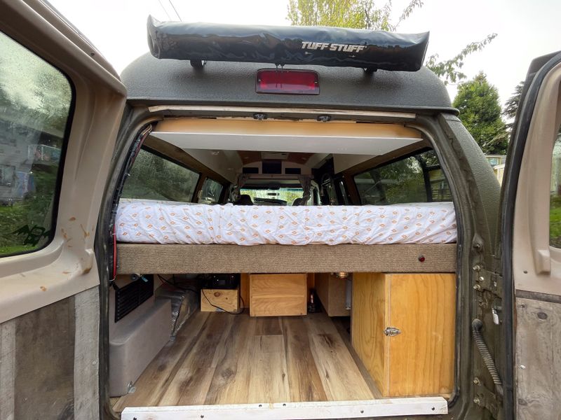 Picture 5/5 of a 99 Ford Econoline E150 71K miles for sale in Bellingham, Washington