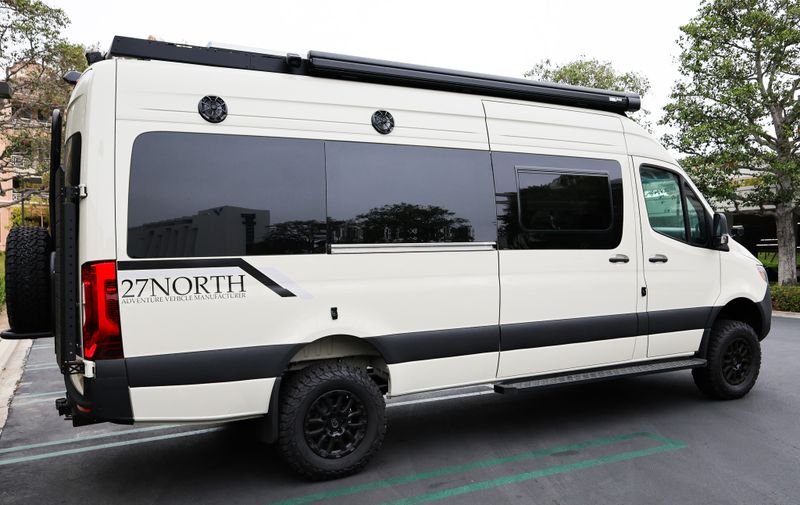 Picture 2/44 of a  27 North Venture - Sprinter 170 AWD for sale in Seal Beach, California