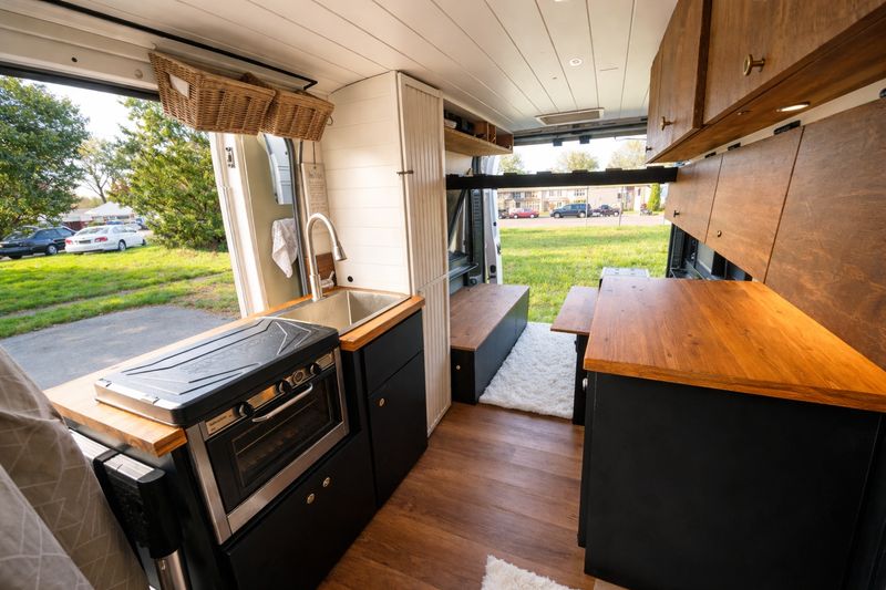 Picture 1/21 of a 2019 Ram Promaster Camper Van for sale in Randallstown, Maryland