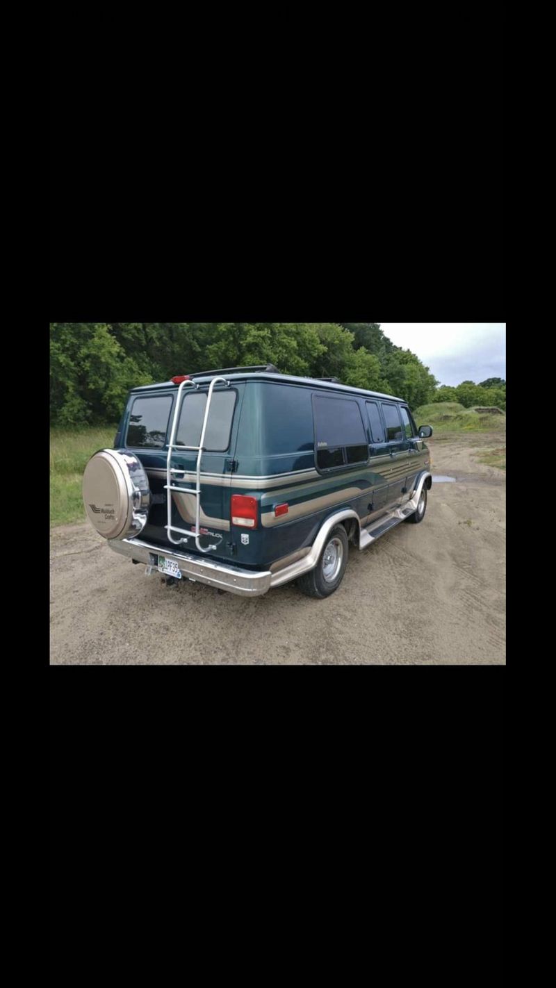 Picture 5/10 of a 1995 GMC Vandura 2500 for sale in Minneapolis, Minnesota