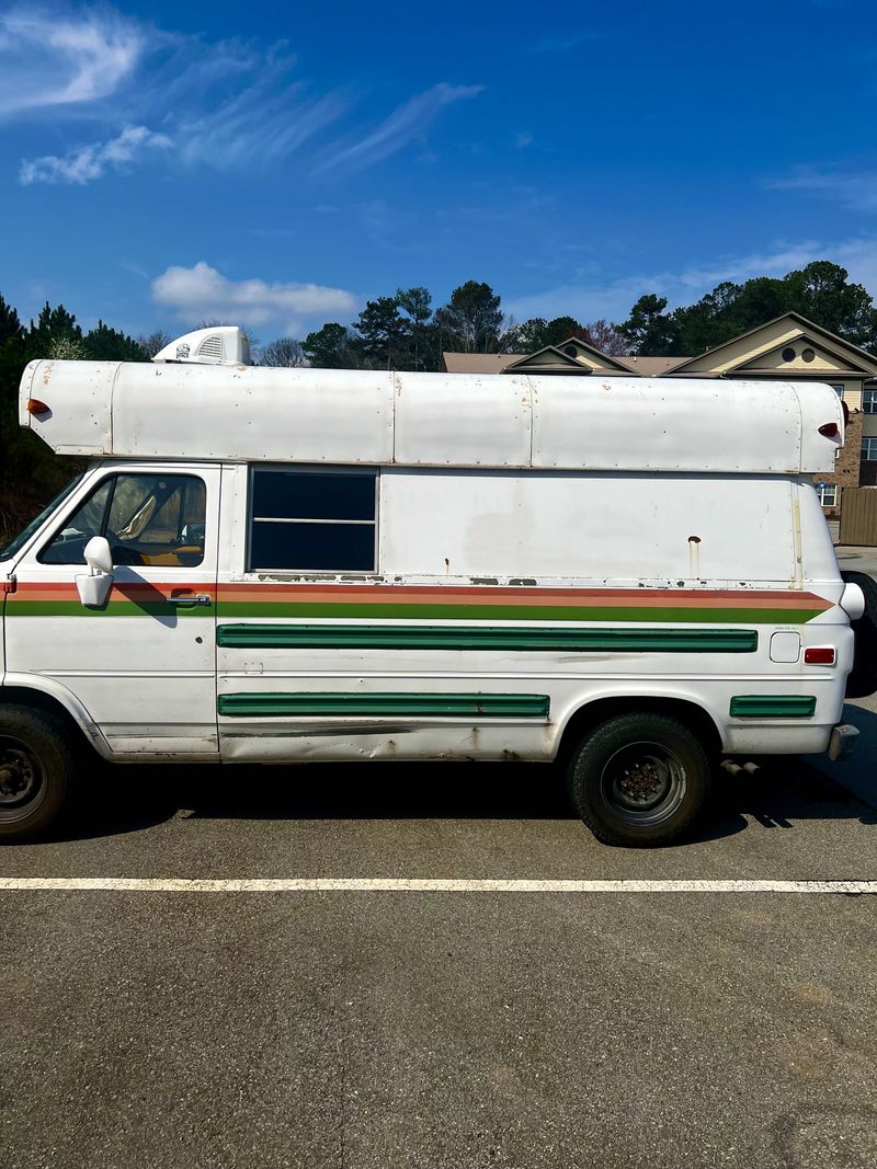 Picture 3/10 of a 1989 GMC Vandura - Skoolie - Camper for sale in Bethlehem, Georgia