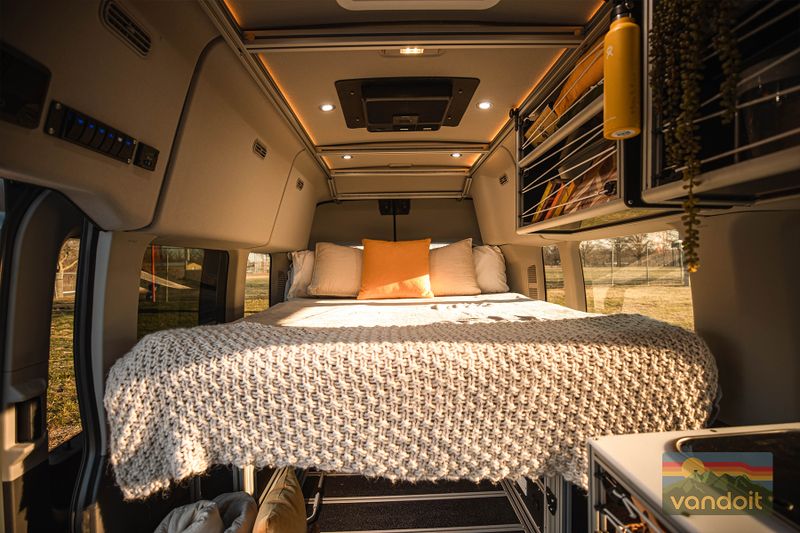 Picture 4/34 of a New Ford Transit Campervan | Vandoit LIV High Roof for sale in Blue Springs, Missouri