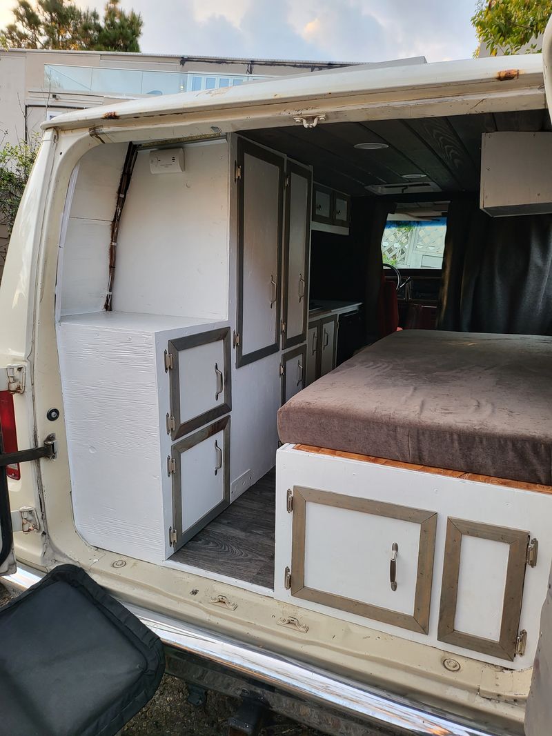 Picture 1/6 of a 1989 Ford Econoline 150 - camping conversion for sale in Yucca Valley, California