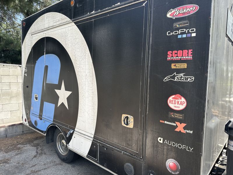 Picture 3/8 of a 2006 GMC W4500 Diesel – ONLY 61k Miles – 7.5kW Generator for sale in Pasadena, California