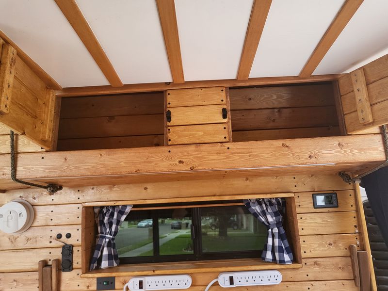 Picture 5/15 of a Rustic Style, Driver Side Door, 2nd Row Bench Seat, Bunk Bed for sale in Saint Louis, Missouri