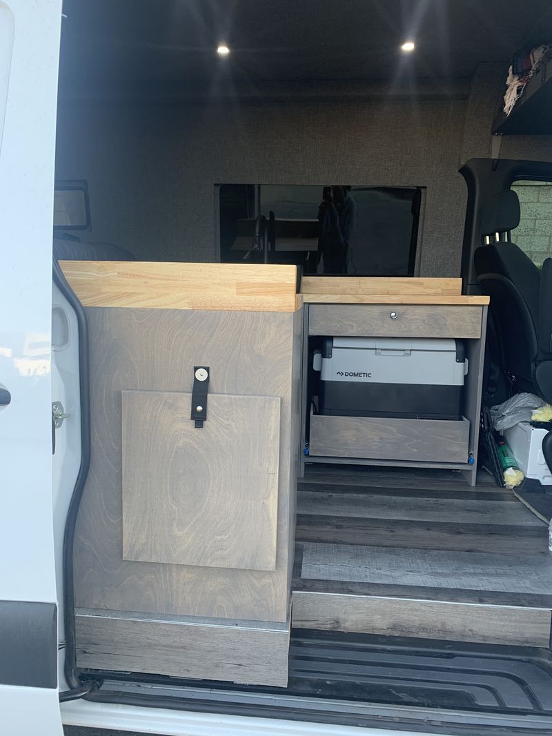 Picture 3/21 of a 2019 Mercedes Sprinter 144 for sale in Pasadena, California